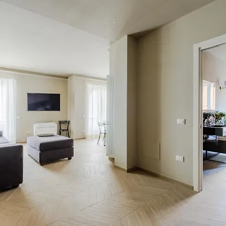 Pinoli Modern With Elevator And Balcony