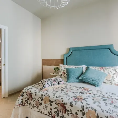 Daire Pinoli Modern With Elevator And Balcony Lucca