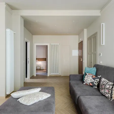 Pinoli Modern With Elevator And Balcony * Lucca