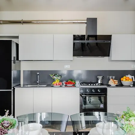 Pinoli Modern With Elevator And Balcony Daire