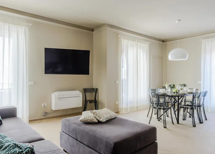 Pinoli Modern With Elevator And Balcony *