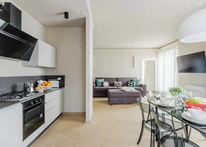 Pinoli Modern With Elevator And Balcony 아파트