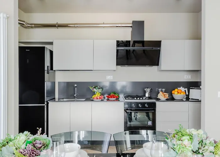 Pinoli Modern With Elevator And Balcony 아파트