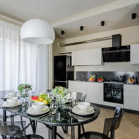 Pinoli Modern With Elevator And Balcony